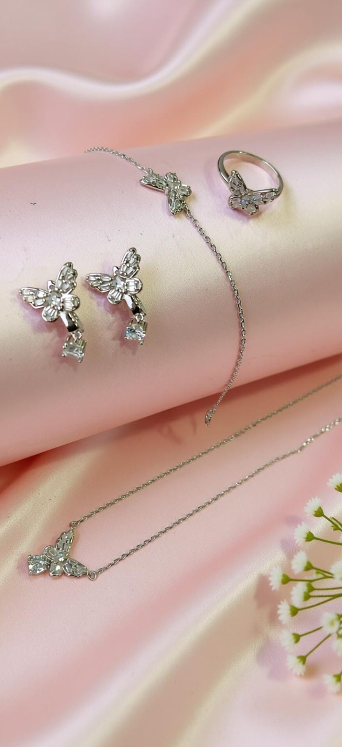 ROYAL ELEGANCE 92.5 STERLING SILVER JEWELLERY SET